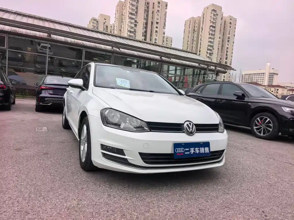 Volkswagen Volkswagen Golf 2015 1.6L Automatic Comfort Model 2015 - thumbnail 3