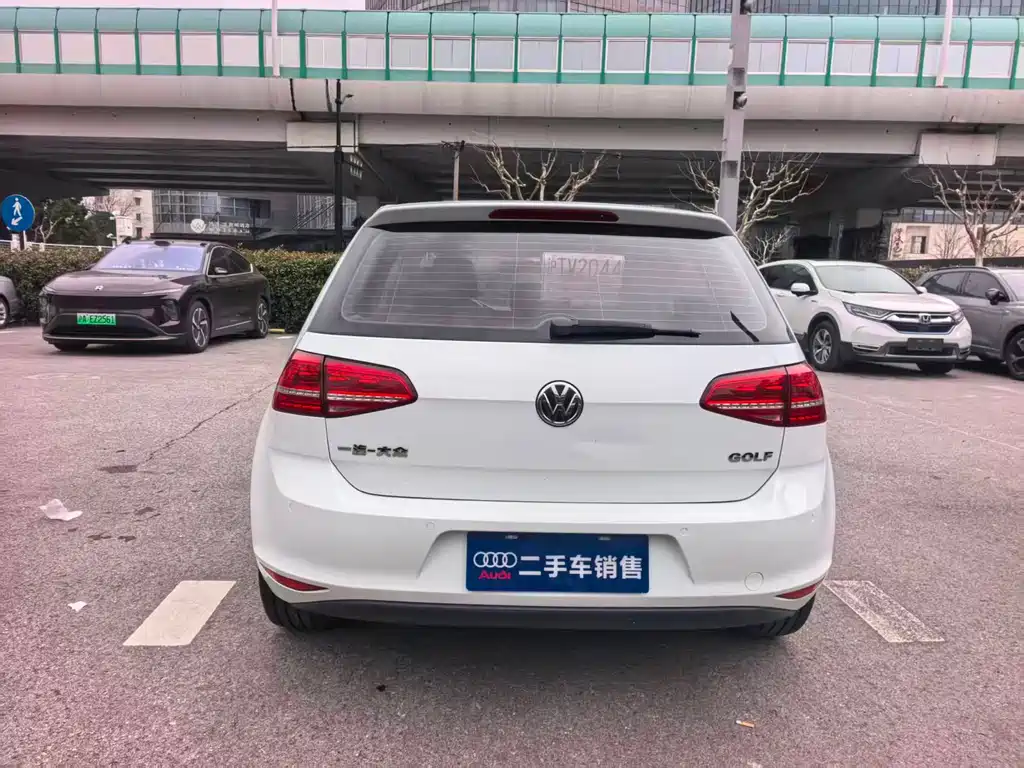 Volkswagen Volkswagen Golf 2015 1.6L Automatic Comfort Model 2015 - thumbnail 5