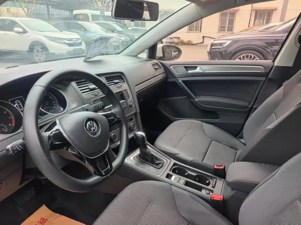 Volkswagen Volkswagen Golf 2015 1.6L Automatic Comfort Model 2015 - thumbnail 7