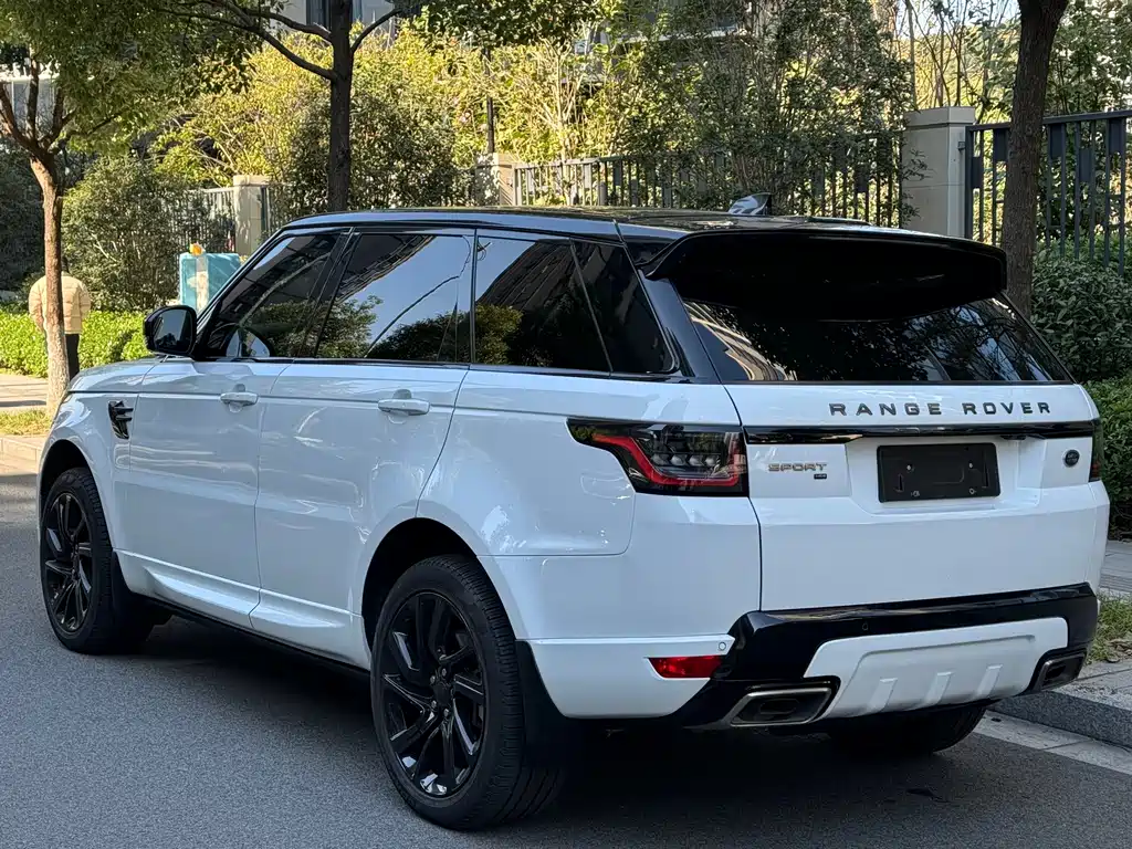 Land Rover Range Rover Sport 2020 3.0 L6 HSE DYNAMIC 2020 - thumbnail 4