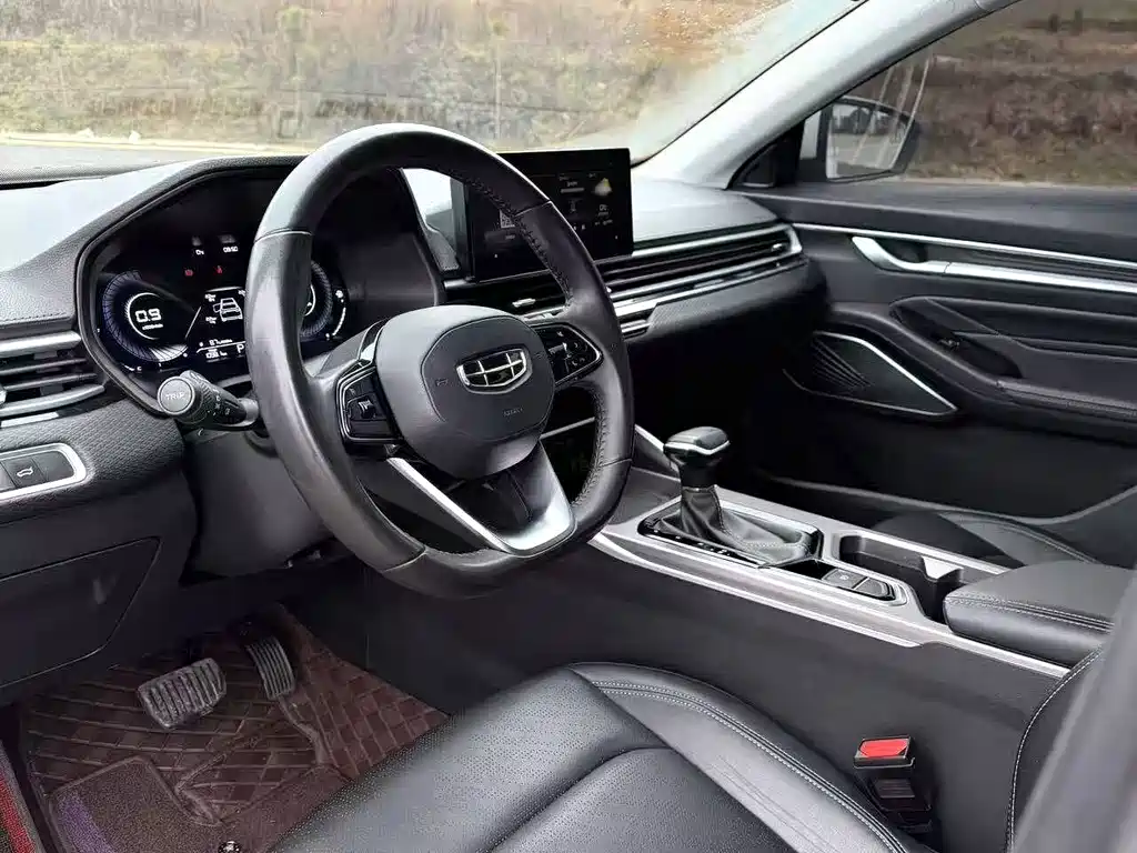 Geely Auto Geely Emgrand 2026 Model Year 4th Generation 4 Million Anniversary Edition 1.5L CVT Premium 2025 - thumbnail 4