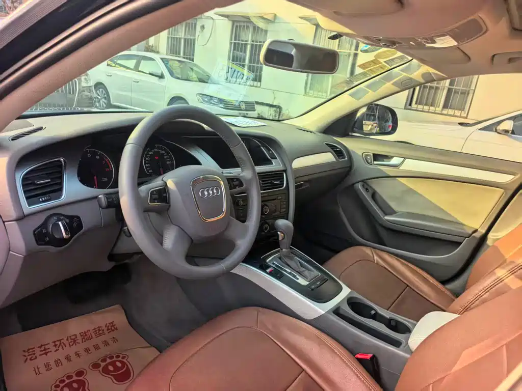 Audi Audi A4L 2012 2.0 TFSI Automatic Comfort Model 2012 - thumbnail 19