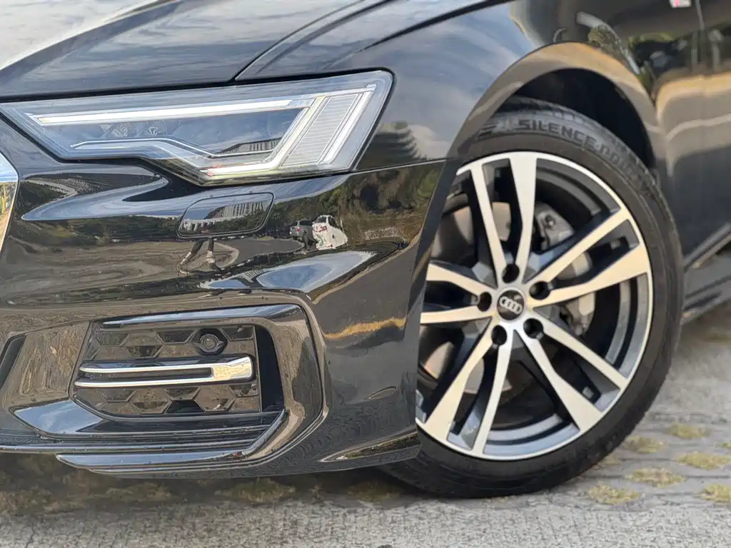 Audi Audi A6L 2023 40 TFSI Luxury Dynamic Model 2023 - thumbnail 6