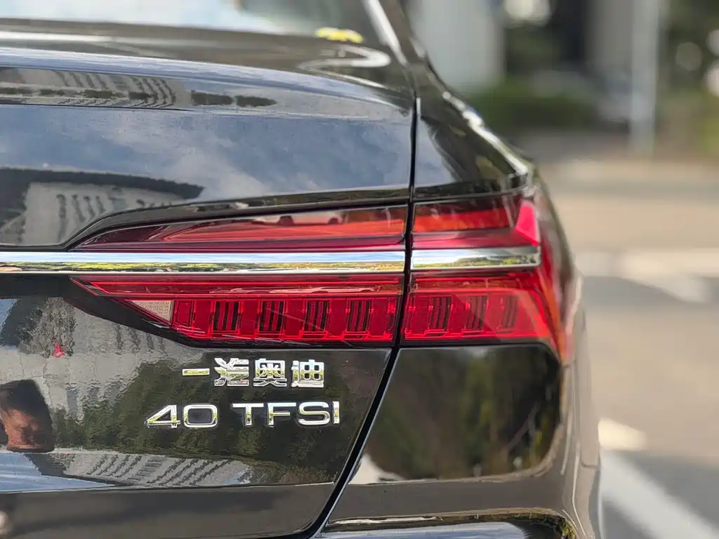 Audi Audi A6L 2023 40 TFSI Luxury Dynamic Model 2023 - thumbnail 9