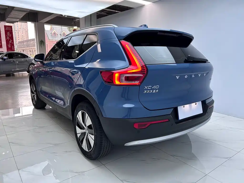 Volvo Volvo XC40 2024 B3 Core Luxury Edition 2023 - thumbnail 5