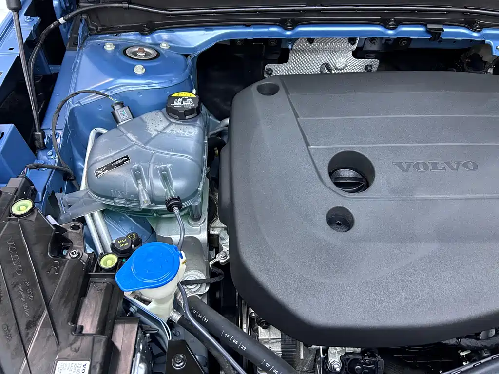 Volvo Volvo XC40 2024 B3 Core Luxury Edition 2023 - thumbnail 26