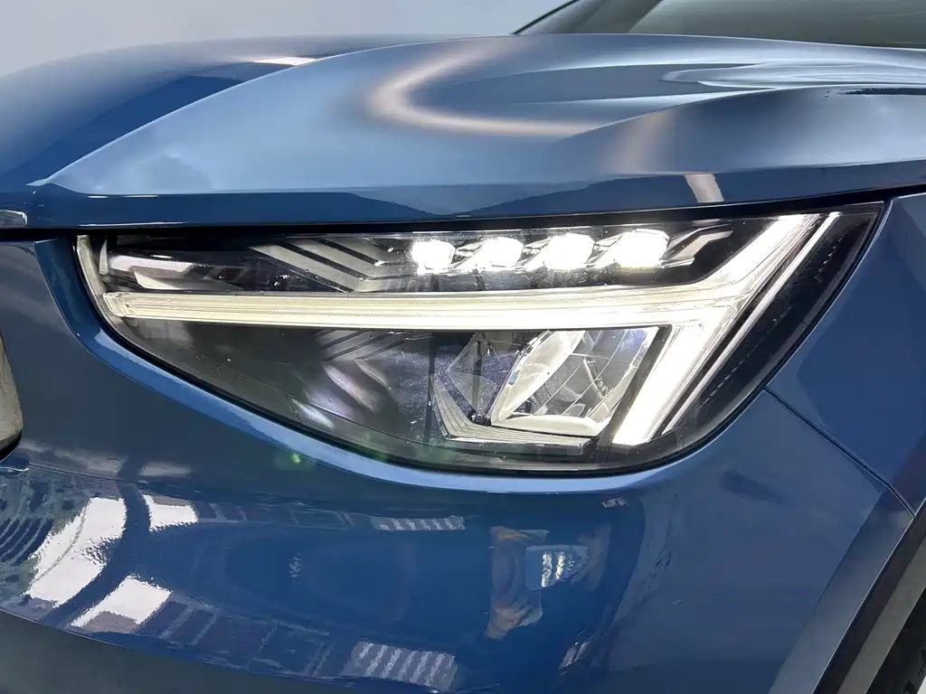 Volvo Volvo XC40 2024 B3 Core Luxury Edition 2023 - thumbnail 28