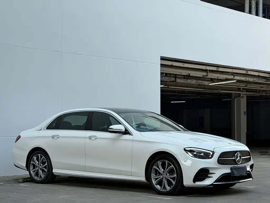 Mercedes-Benz Mercedes-Benz E-Class 2022 E 300 L Sport Luxury 2022 - thumbnail 3