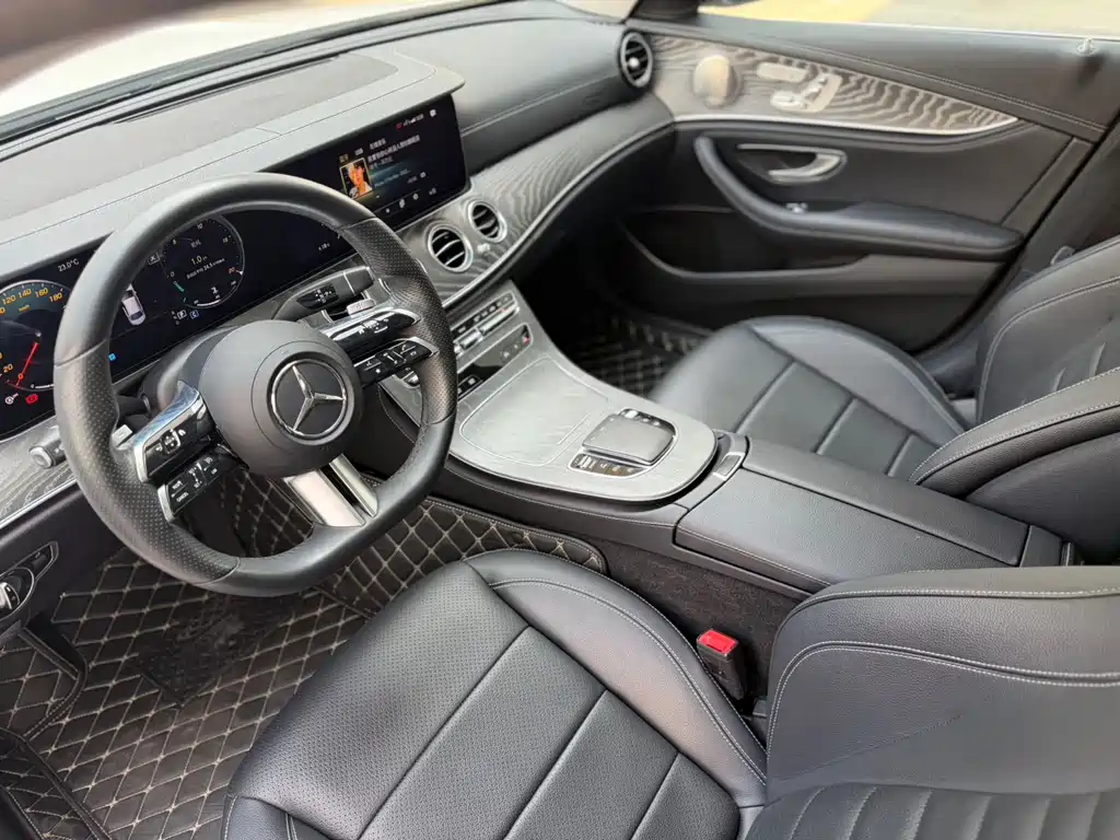 Mercedes-Benz Mercedes-Benz E-Class 2022 E 300 L Sport Luxury 2022 - thumbnail 4
