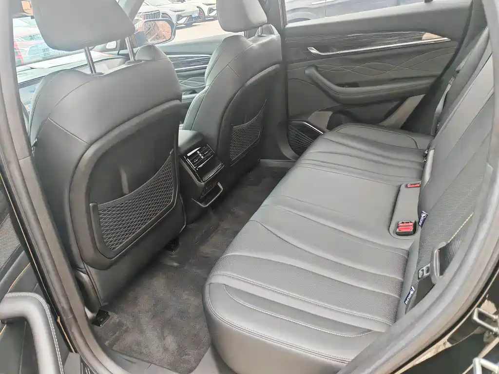 Geely Auto Geely Xingyue L 2024 2.0TD DCT EVO 2WD Premium 2025 - thumbnail 6