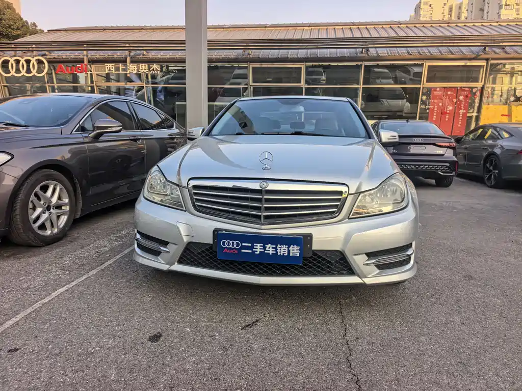 Mercedes-Benz Mercedes-Benz C-Class 2013 C 180 Classic Grand Edition 2014 - thumbnail 2