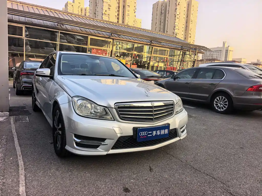 Mercedes-Benz Mercedes-Benz C-Class 2013 C 180 Classic Grand Edition 2014 - thumbnail 3