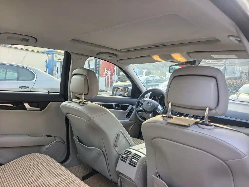 Mercedes-Benz Mercedes-Benz C-Class 2013 C 180 Classic Grand Edition 2014 - thumbnail 12