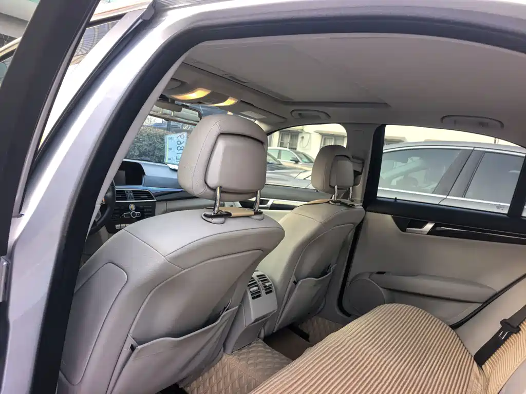 Mercedes-Benz Mercedes-Benz C-Class 2013 C 180 Classic Grand Edition 2014 - thumbnail 16
