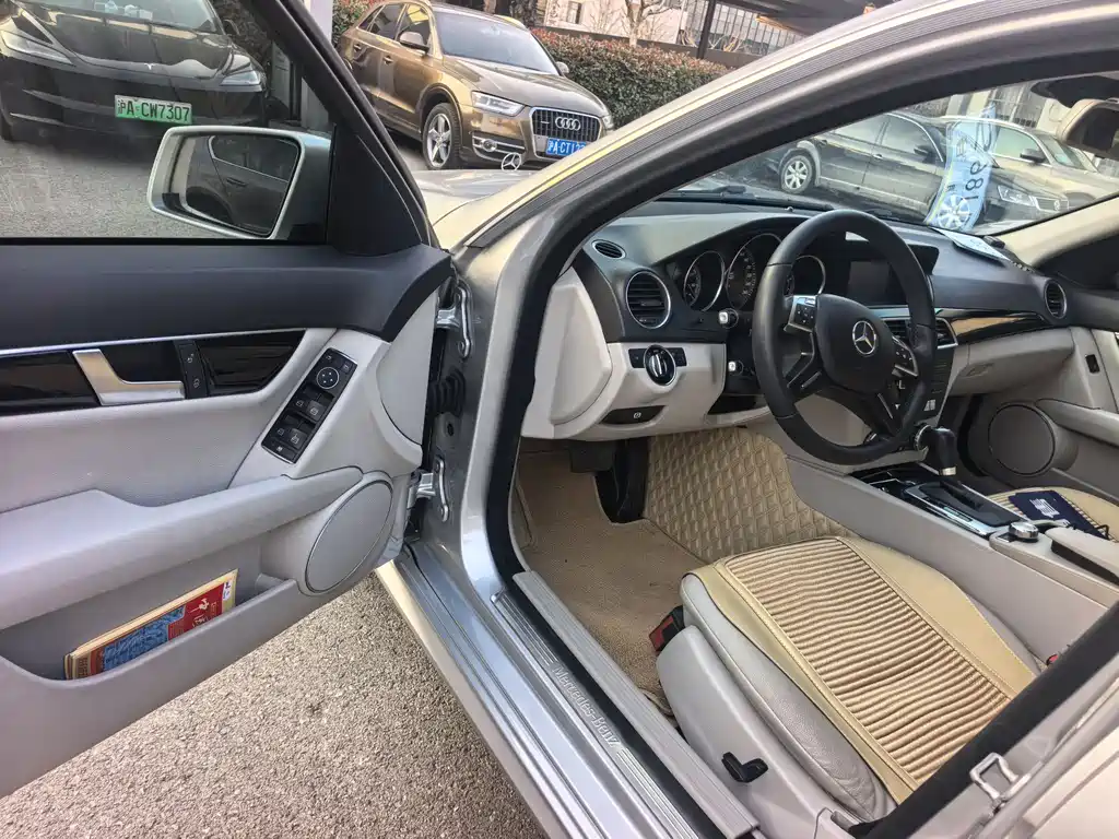 Mercedes-Benz Mercedes-Benz C-Class 2013 C 180 Classic Grand Edition 2014 - thumbnail 18