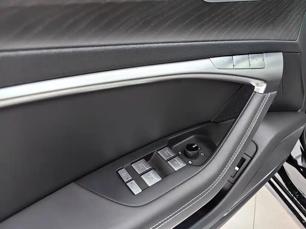 Audi Audi A6L 2025 45 TFSI quattro Premium Dynamic Model 2025 - thumbnail 7