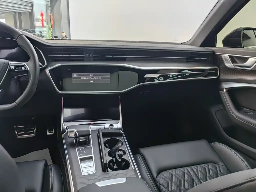 Audi Audi A6L 2025 45 TFSI quattro Premium Dynamic Model 2025 - thumbnail 19