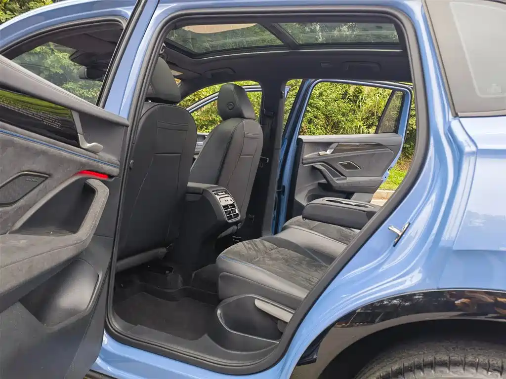 Volkswagen Tiguan L 2024 PRO 380TSI 4Motion R-Line Intelligent Premium Edition 2024 - thumbnail 10