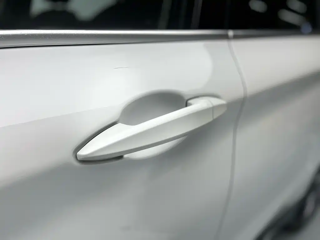 BMW BMW X1 2022 xDrive25Li Premium Model 2022 - thumbnail 21