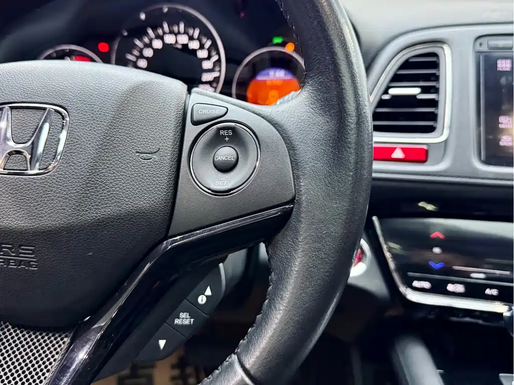 Honda Honda Vezel 2015 1.8L CVT 2WD Luxury Edition 2015 - thumbnail 20
