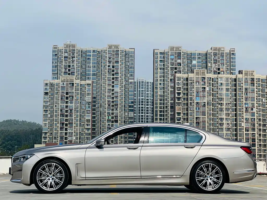 BMW BMW 7 Series 2021 740Li xDrive Executive Luxury Package 2021 - thumbnail 13