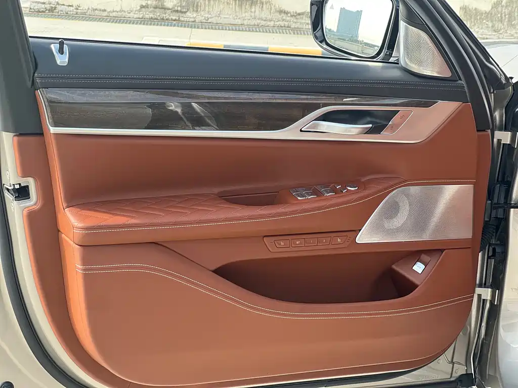 BMW BMW 7 Series 2021 740Li xDrive Executive Luxury Package 2021 - thumbnail 16