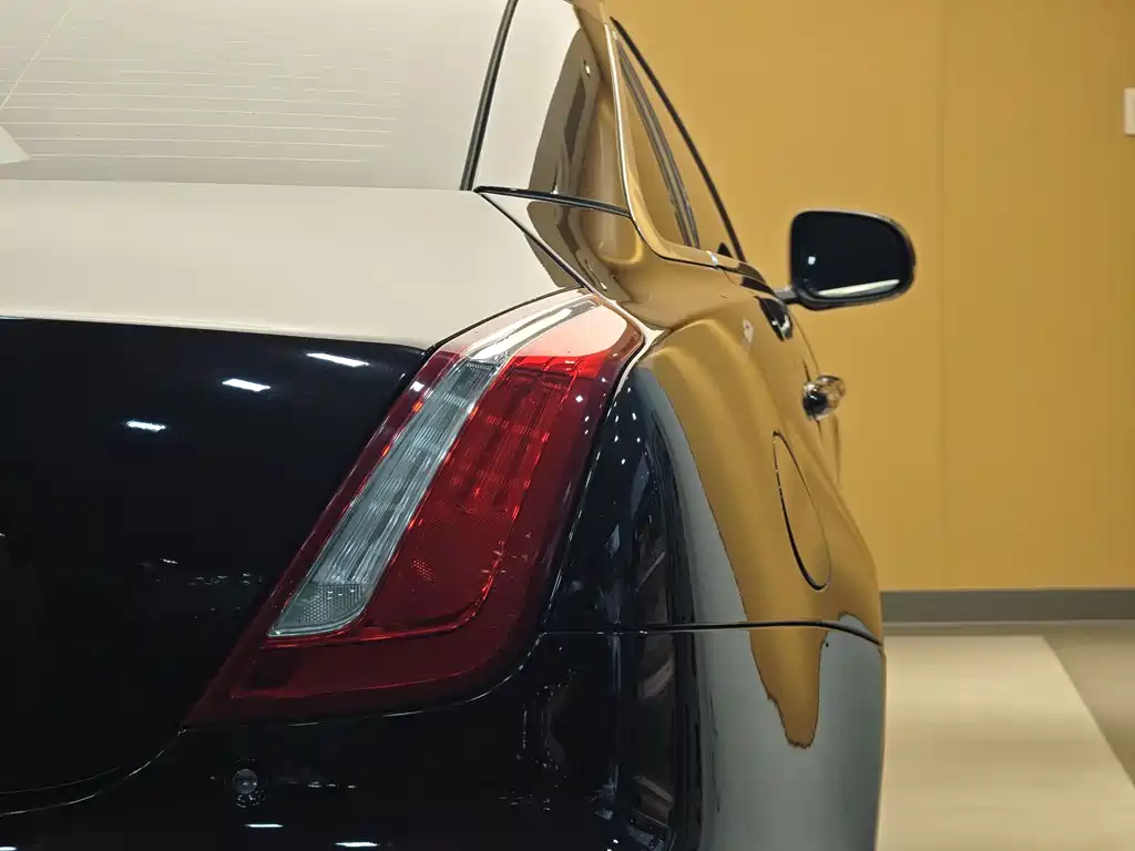 Jaguar Jaguar XJ 2016 XJL 2.0T RWD Elegant Business Edition 2017 - thumbnail 23