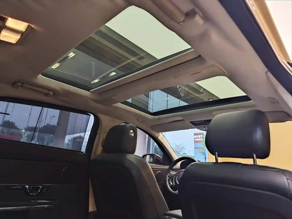 Jaguar Jaguar XJ 2016 XJL 2.0T RWD Elegant Business Edition 2017 - thumbnail 29