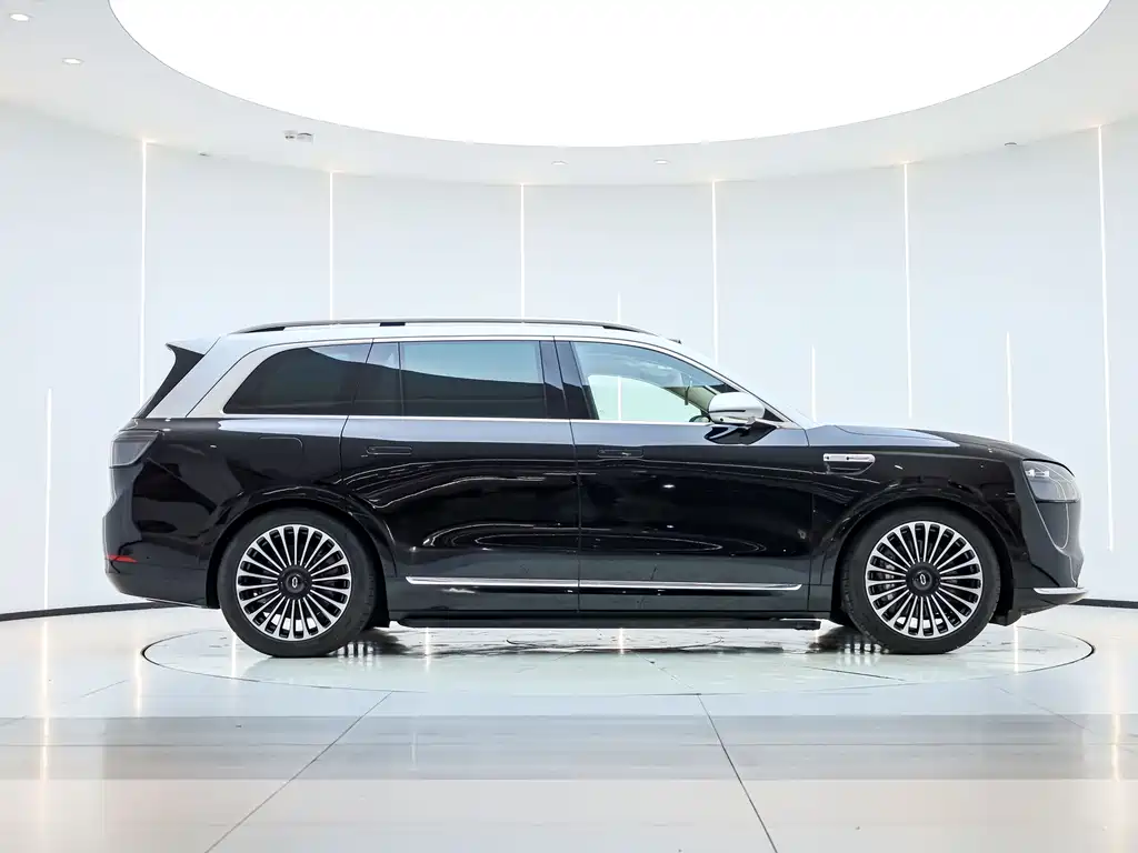 AITO Qijie Aito M9 2025 Extended Range Ultra 52kWh 6-Seat Version (192-line LiDAR) 2025 - thumbnail 5