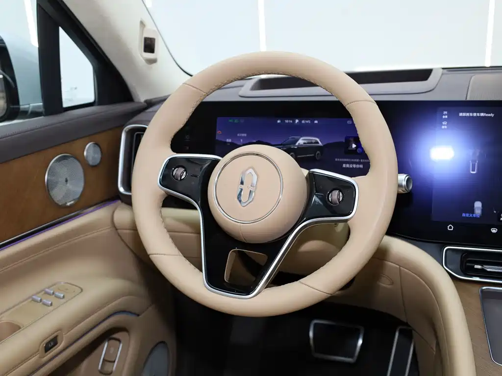 AITO Qijie Aito M9 2025 Extended Range Ultra 52kWh 6-Seat Version (192-line LiDAR) 2025 - thumbnail 27