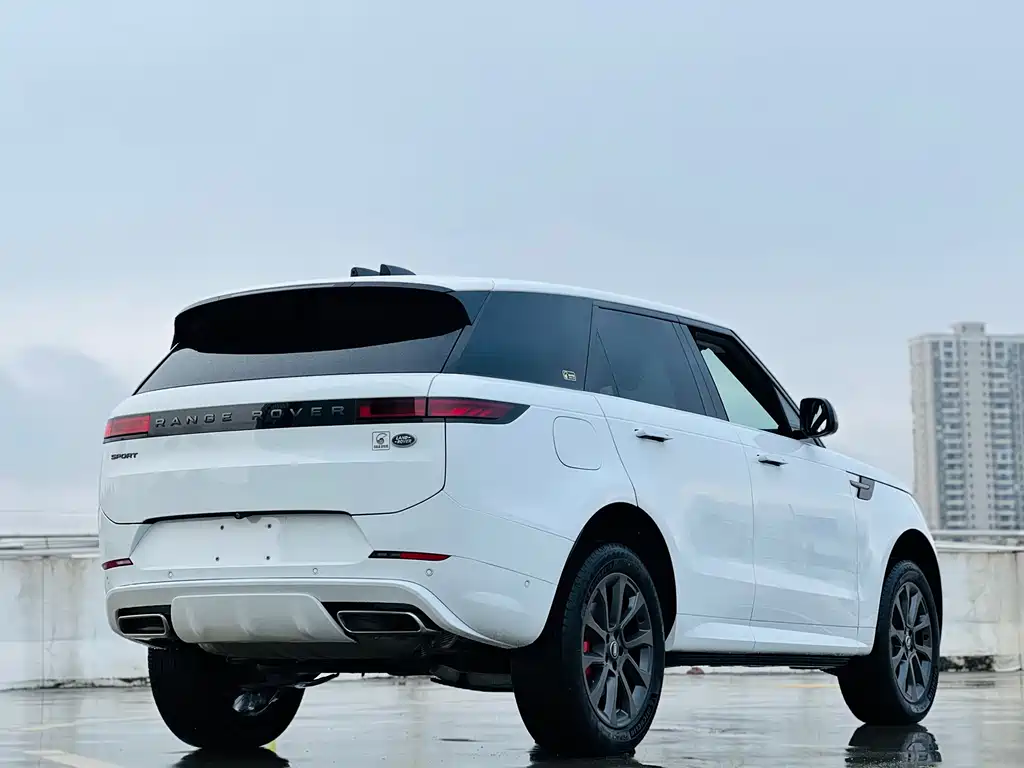 Land Rover Range Rover Sport 2024 400PS Dynamic SE 2024 - thumbnail 11