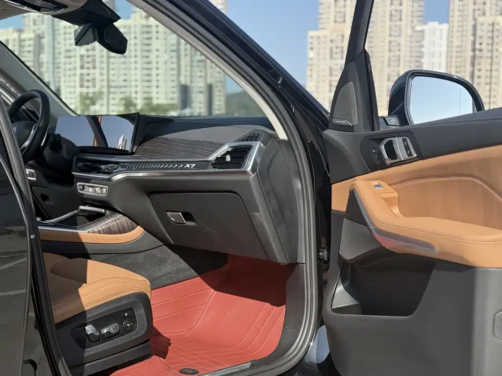 BMW BMW X7 xDrive40i Luxury Package 2023 - thumbnail 7