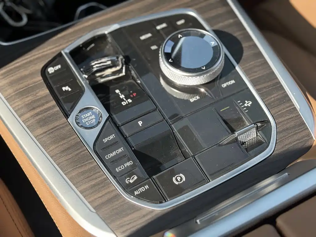 BMW BMW X7 xDrive40i Luxury Package 2023 - thumbnail 17