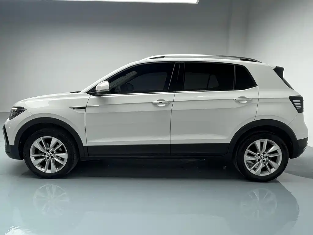 Volkswagen Tiguan 2021 1.5L Automatic Comfort Edition 2021 - thumbnail 5