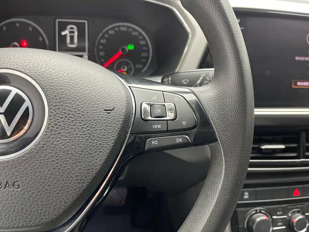 Volkswagen Tiguan 2021 1.5L Automatic Comfort Edition 2021 - thumbnail 8