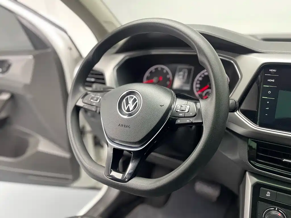 Volkswagen Tiguan 2021 1.5L Automatic Comfort Edition 2021 - thumbnail 16