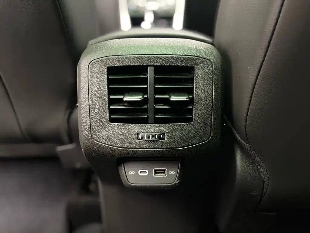 Volkswagen Tiguan 2021 1.5L Automatic Comfort Edition 2021 - thumbnail 18