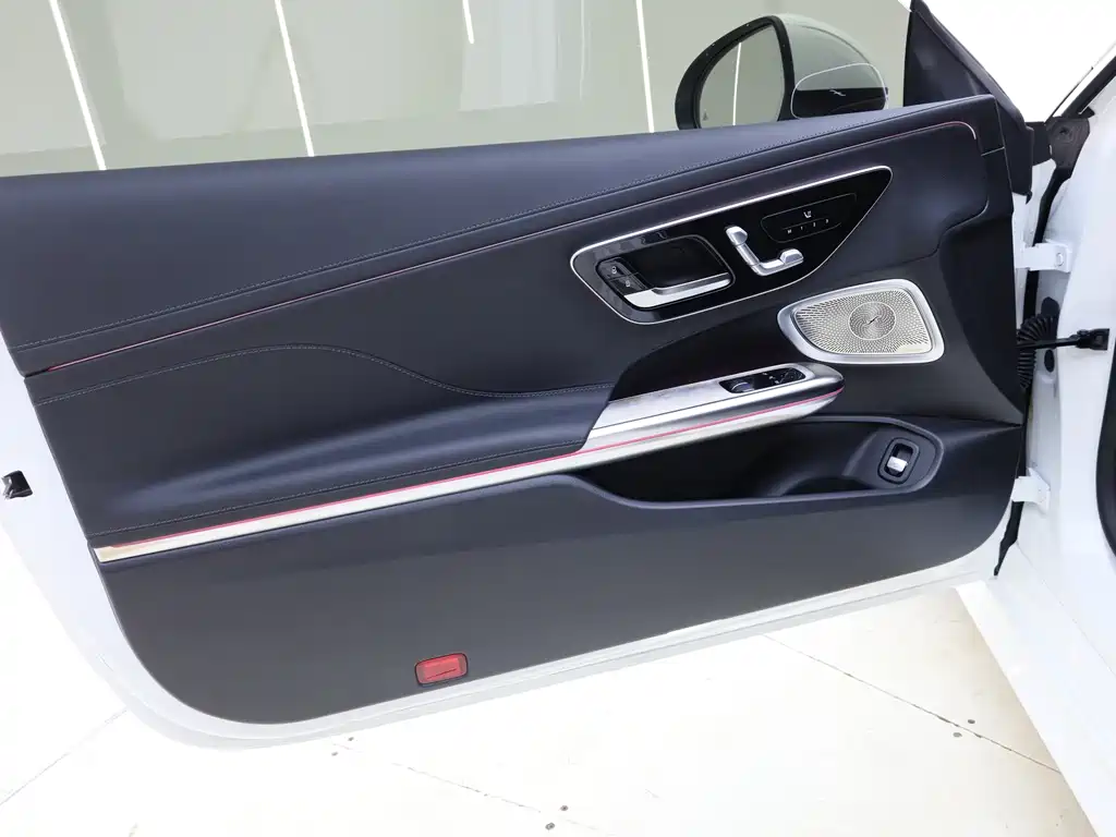 Mercedes-Benz Mercedes-Benz CLE 2025 CLE 300 4MATIC Coupe 2025 - thumbnail 13