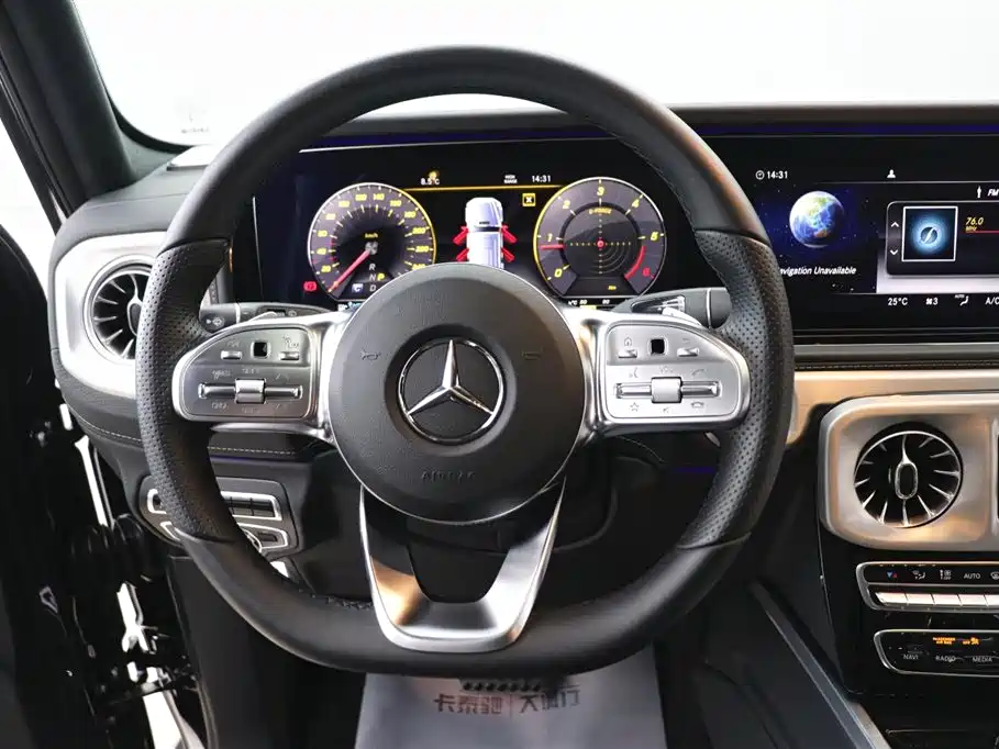 Mercedes-Benz Mercedes-Benz G-Class 2023 G 400 d Euro-spec 2025 - thumbnail 18