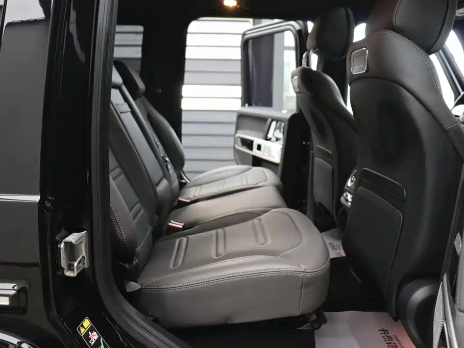 Mercedes-Benz Mercedes-Benz G-Class 2023 G 400 d Euro-spec 2025 - thumbnail 21