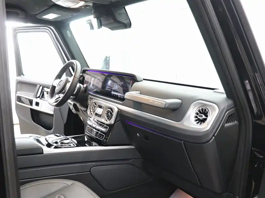 Mercedes-Benz Mercedes-Benz G-Class 2023 G 400 d Euro-spec 2025 - thumbnail 22