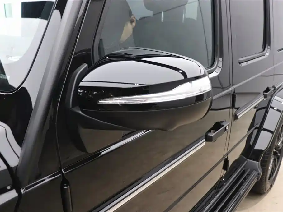 Mercedes-Benz Mercedes-Benz G-Class 2023 G 400 d Euro-spec 2025 - thumbnail 28