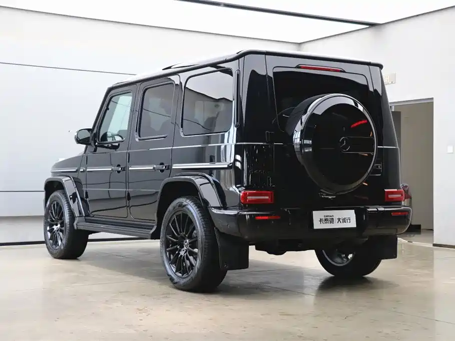 Mercedes-Benz Mercedes-Benz G-Class 2023 G 400 d Euro-spec 2025 - thumbnail 30
