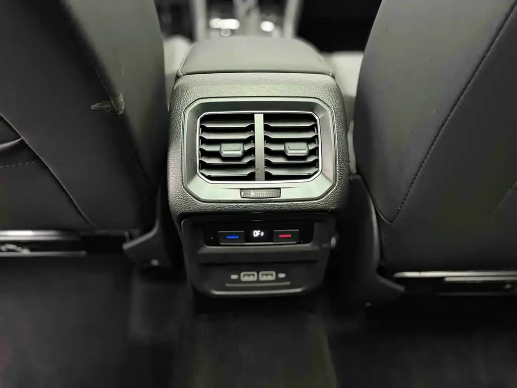 Volkswagen Volkswagen Tiguan L 2019 330TSI Automatic 2WD Intelligent Luxury Edition China V 2019 - thumbnail 20