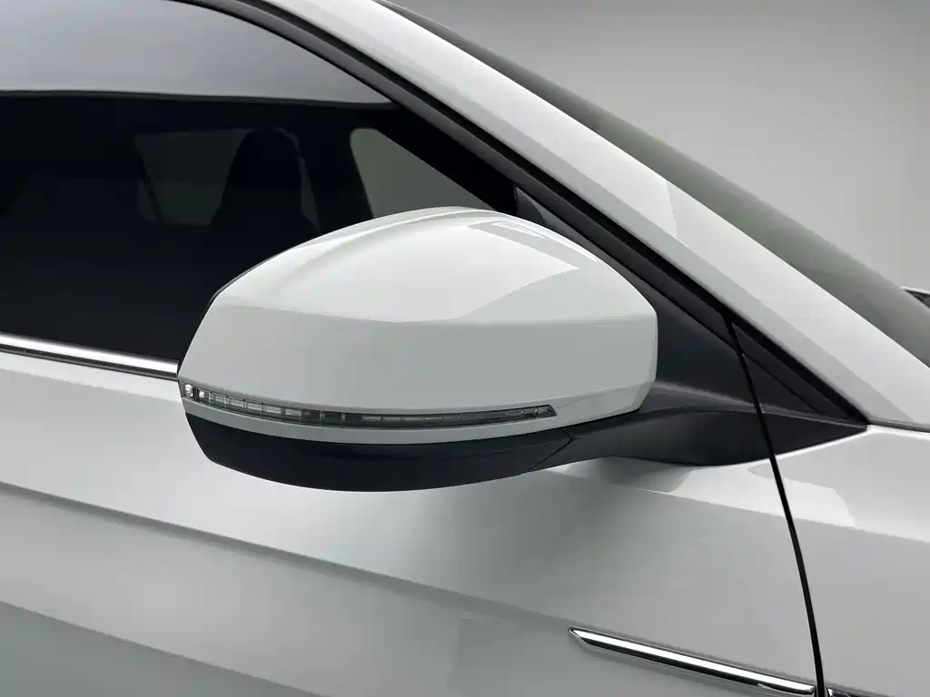 Volkswagen Tharu 2023 300TSI DSG Comfort Edition 2024 - thumbnail 13