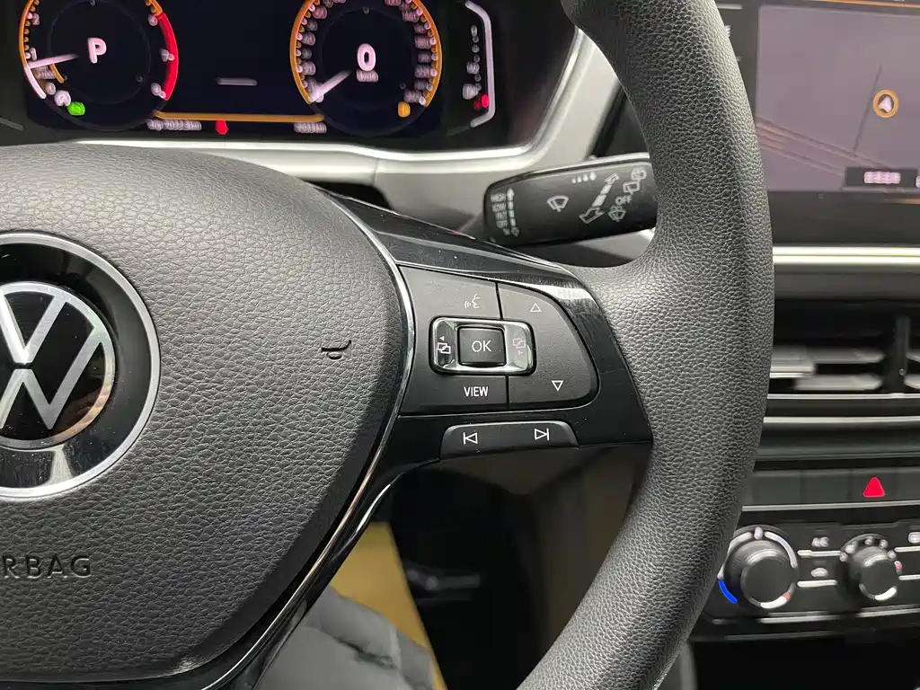 Volkswagen Tharu 2023 300TSI DSG Comfort Edition 2024 - thumbnail 20