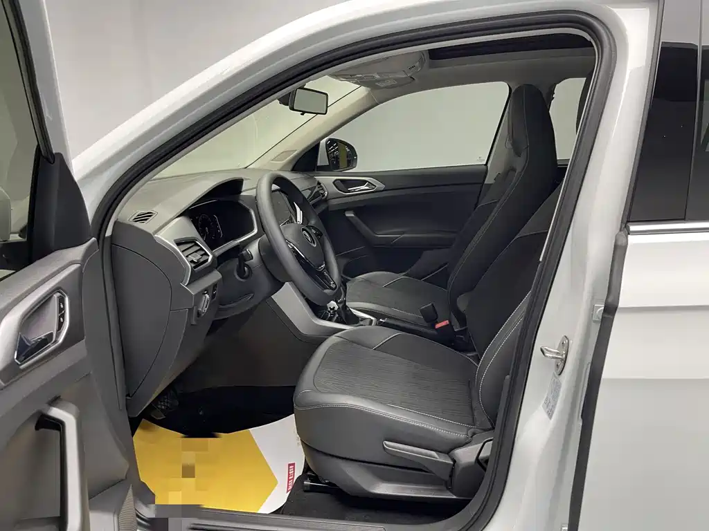 Volkswagen Tharu 2023 300TSI DSG Comfort Edition 2024 - thumbnail 21