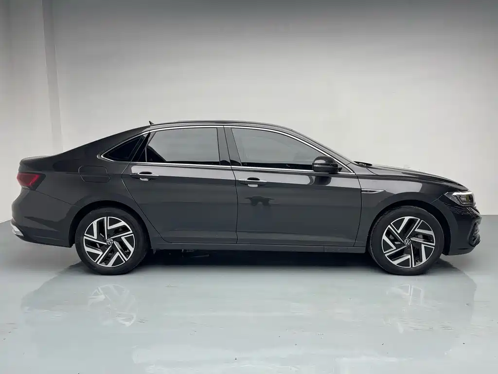 Volkswagen Volkswagen Sagitar 2023 300TSI DSG Comfortline 2023 - thumbnail 4