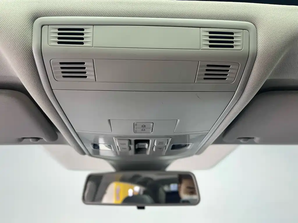 Volkswagen Volkswagen Sagitar 2023 300TSI DSG Comfortline 2023 - thumbnail 16