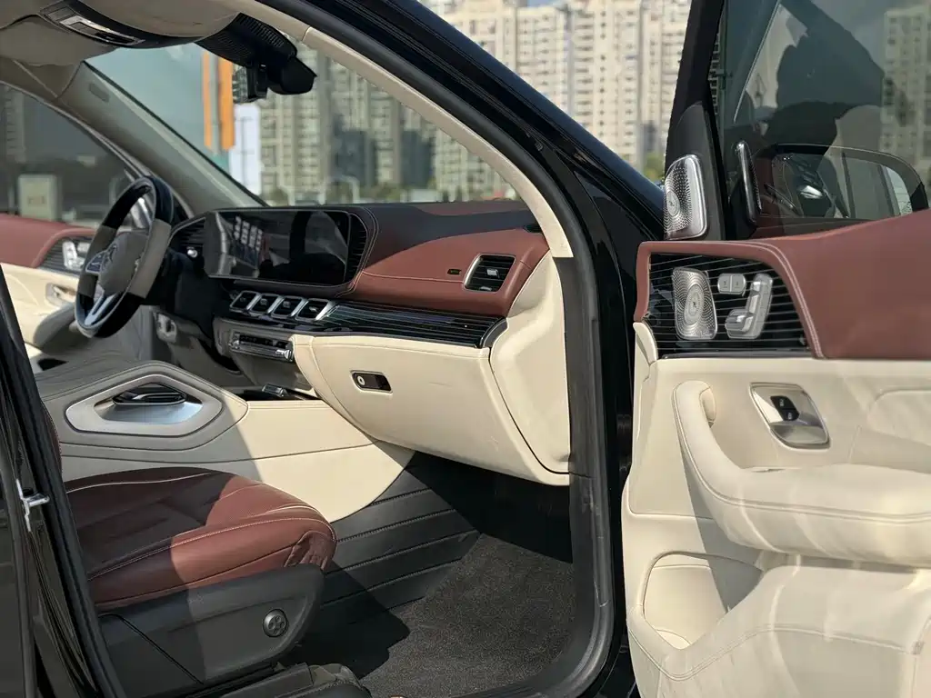 Mercedes-Benz Mercedes-Benz GLS 2023 GLS 450 4MATIC Luxury Edition 2023 - thumbnail 6
